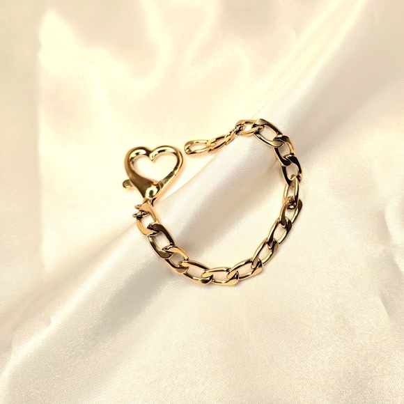 Chic Gold Heart Necklace and Bracelet Set